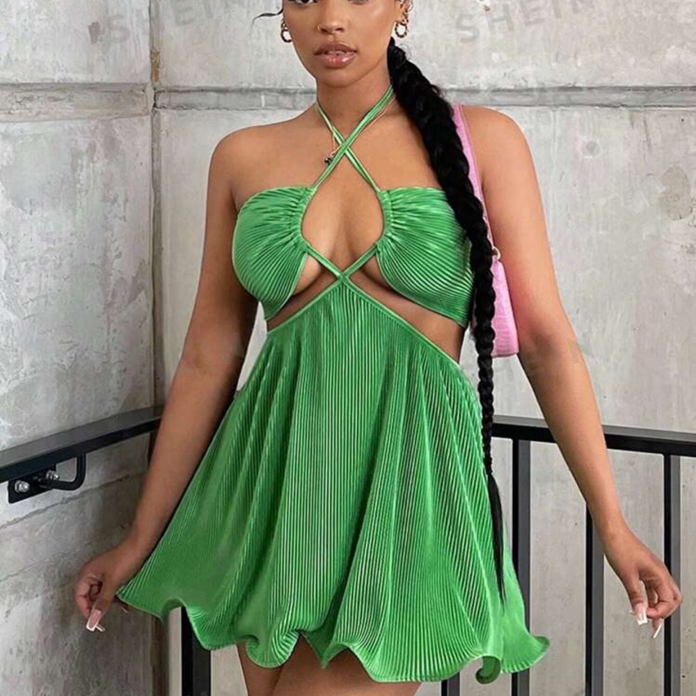 BACKLESS HALTER DRESS
